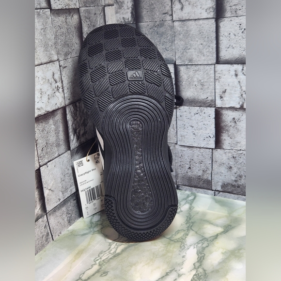 Adidas CRAZYFLIGHT Mid 2023 Withe Silver Metallic.. Woman's size 5 - Picture 9 of 11